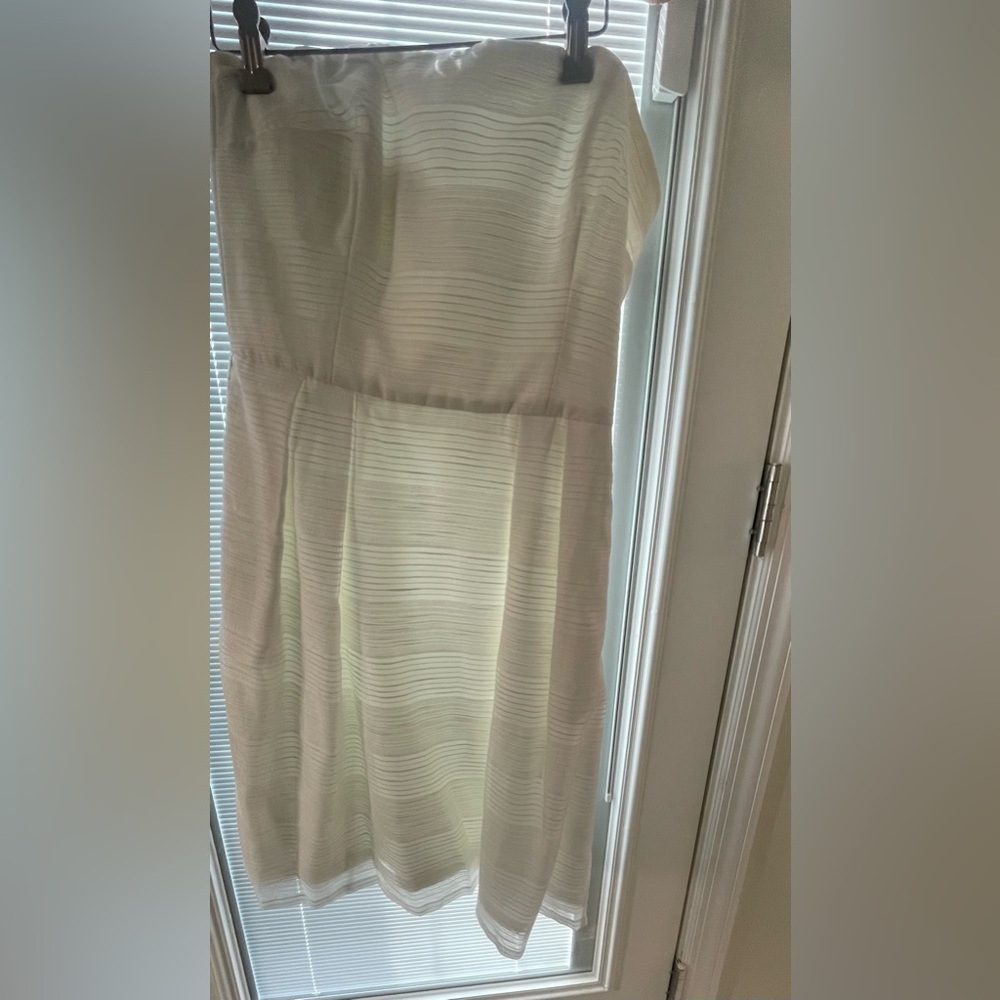 White House Black Market Strapless White Dress